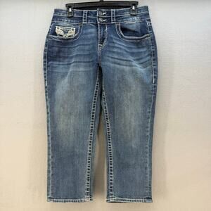 Vigoss Jeans Women's 8x21 Blue Heritage Fit Capri Embroidered Pockets Normcore